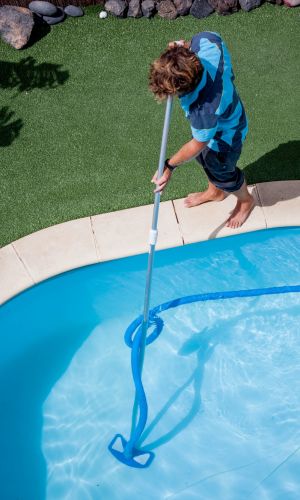 pool maintenance service